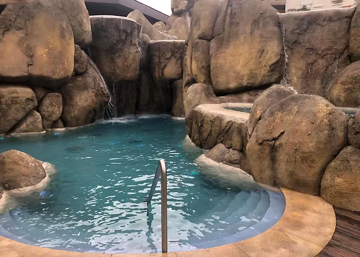 Elegant House Moderno No Centro Da דירה