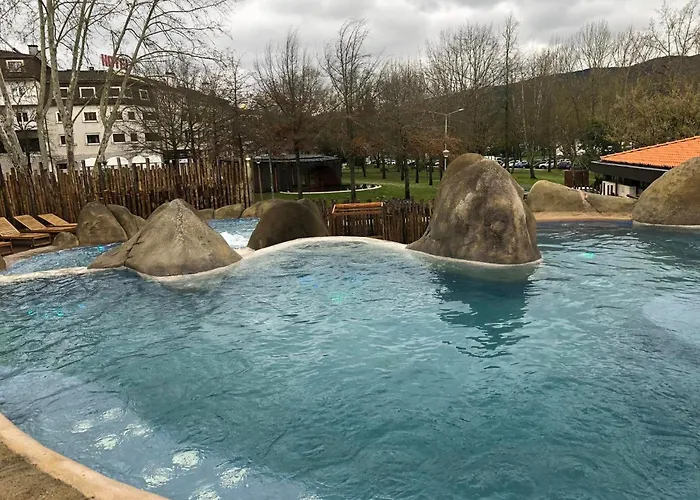 Elegant House Moderno No Centro Da דירה שאבס