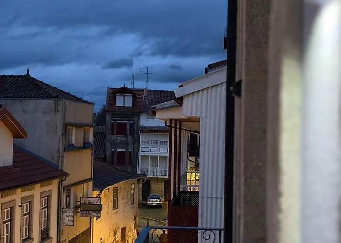 Elegant House Moderno No Centro Da * Chaves